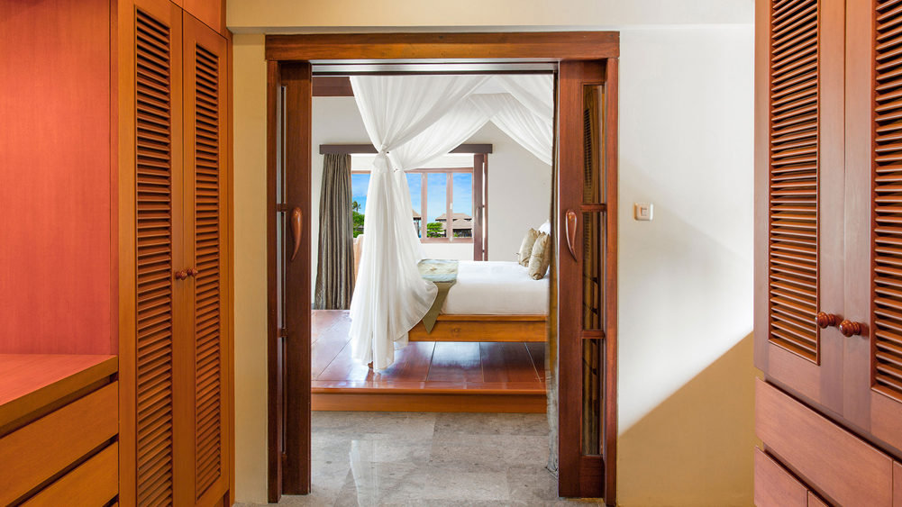Villa Bayu Gita Residence - A view of bedroom two from the ensuite
